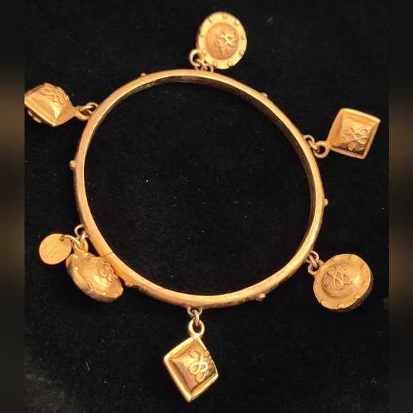 Vintage 80s Designer Ines de la Fressange Logo Charms Bracelet - Picture 2 of 16